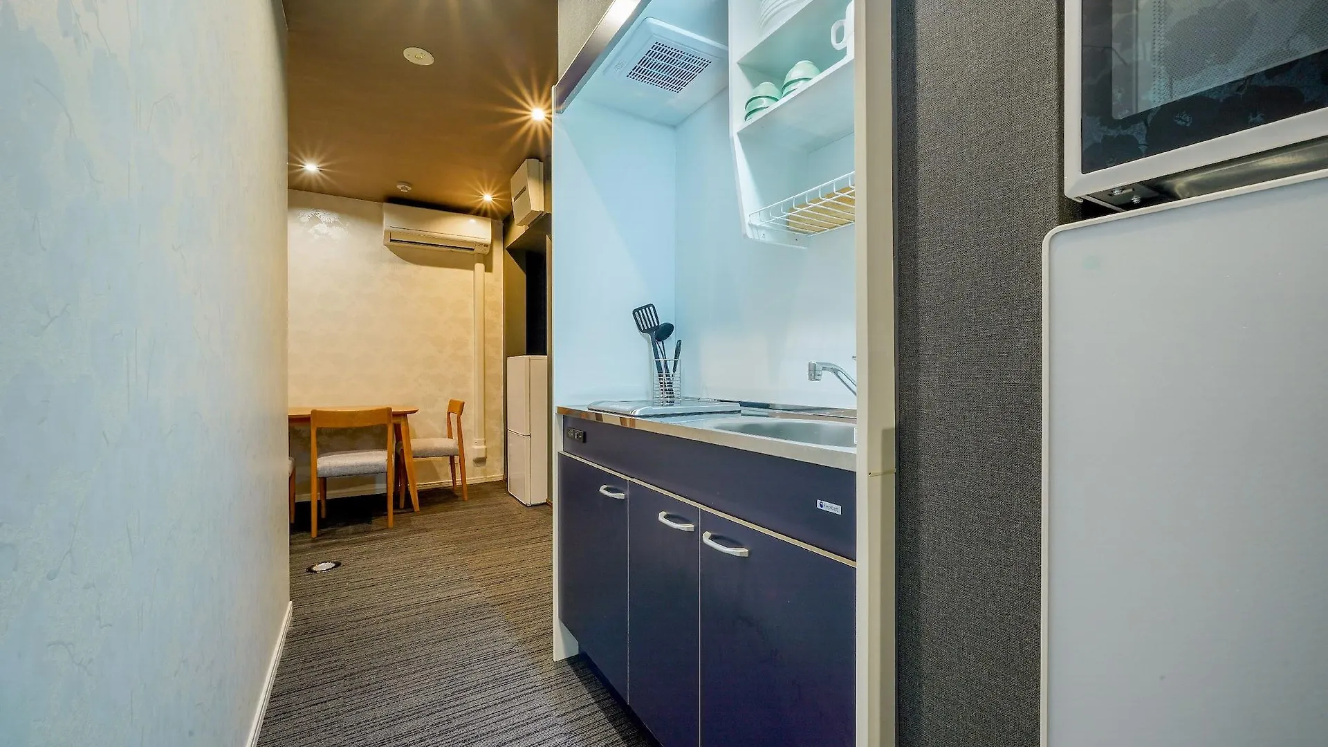 Resi Stay Tsubaki Kyoto Japan